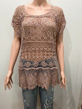 Bobeau crocheted tunic size M